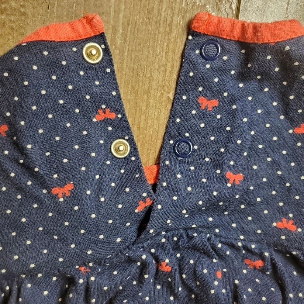 Child of Mine by Carter's and Old Navy Baby Girl 2pc Outfit Bundle 6-9m EUC